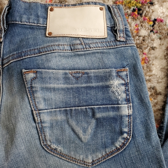 DIESEL LIVY Jeans - Picture 4 of 8